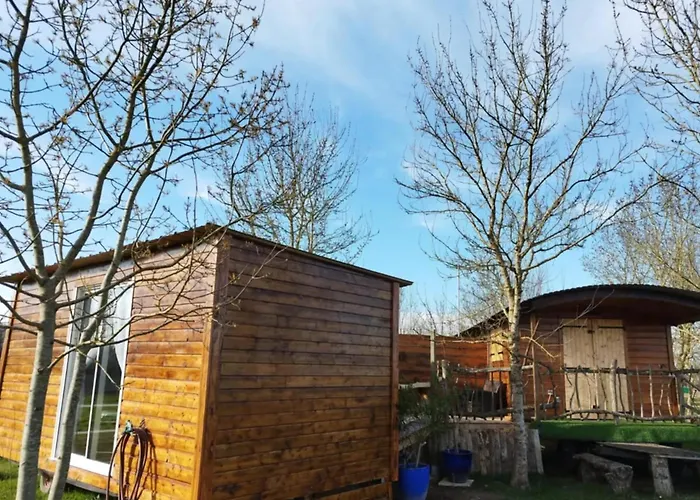 Holiday home Roulotte A La Campagne Avec Son A Cabariot