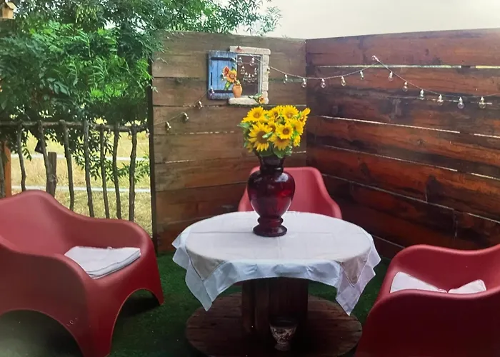 Holiday home Roulotte A La Campagne Avec Son A